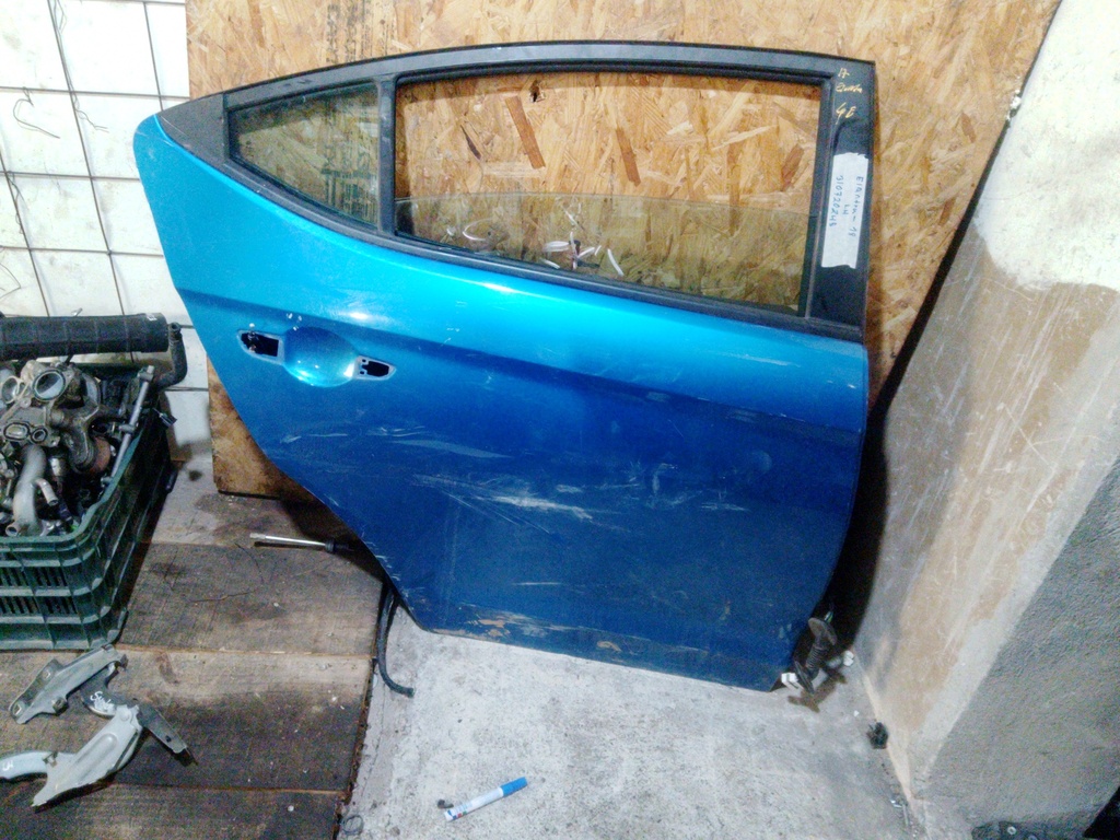 Puerta trasera ELANTRA 18 LH