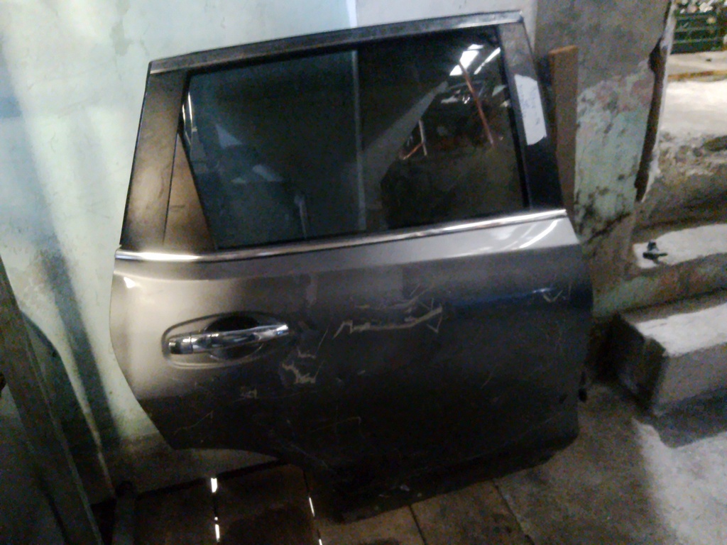 Puerta trasera rogue-14 LH