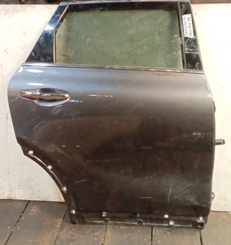 PUERTA TR SORENTO 19