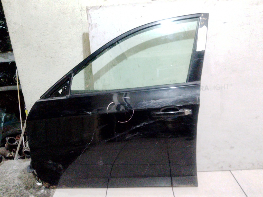 PUERTA DLH SUBARU 13
