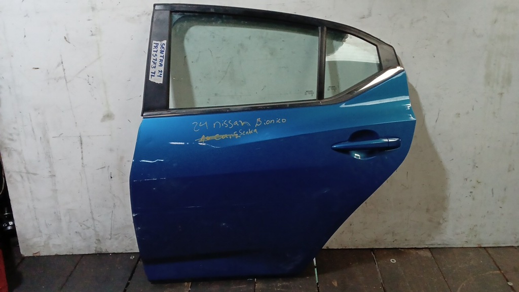 PUERTA SENTRA 24 TL